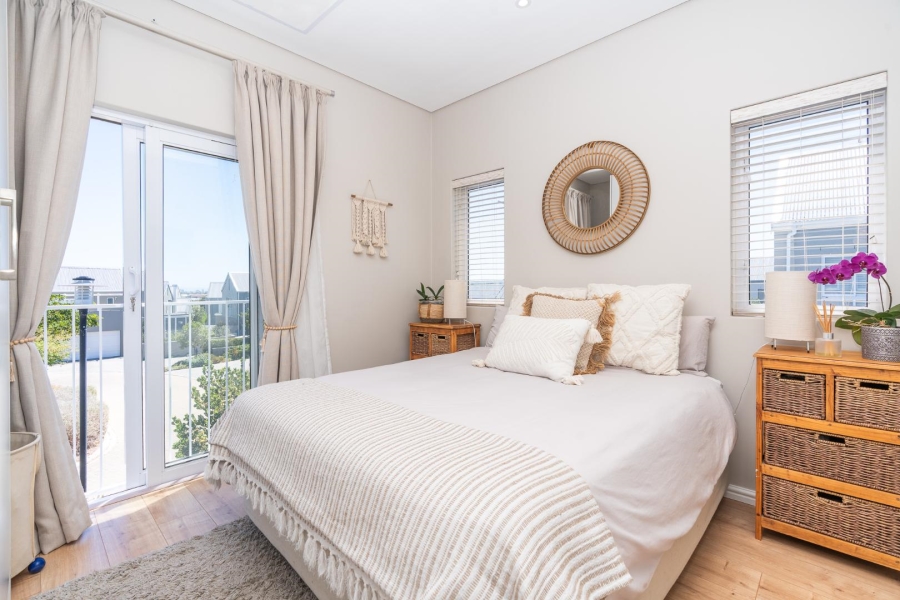 3 Bedroom Property for Sale in Somerset Lakes Western Cape